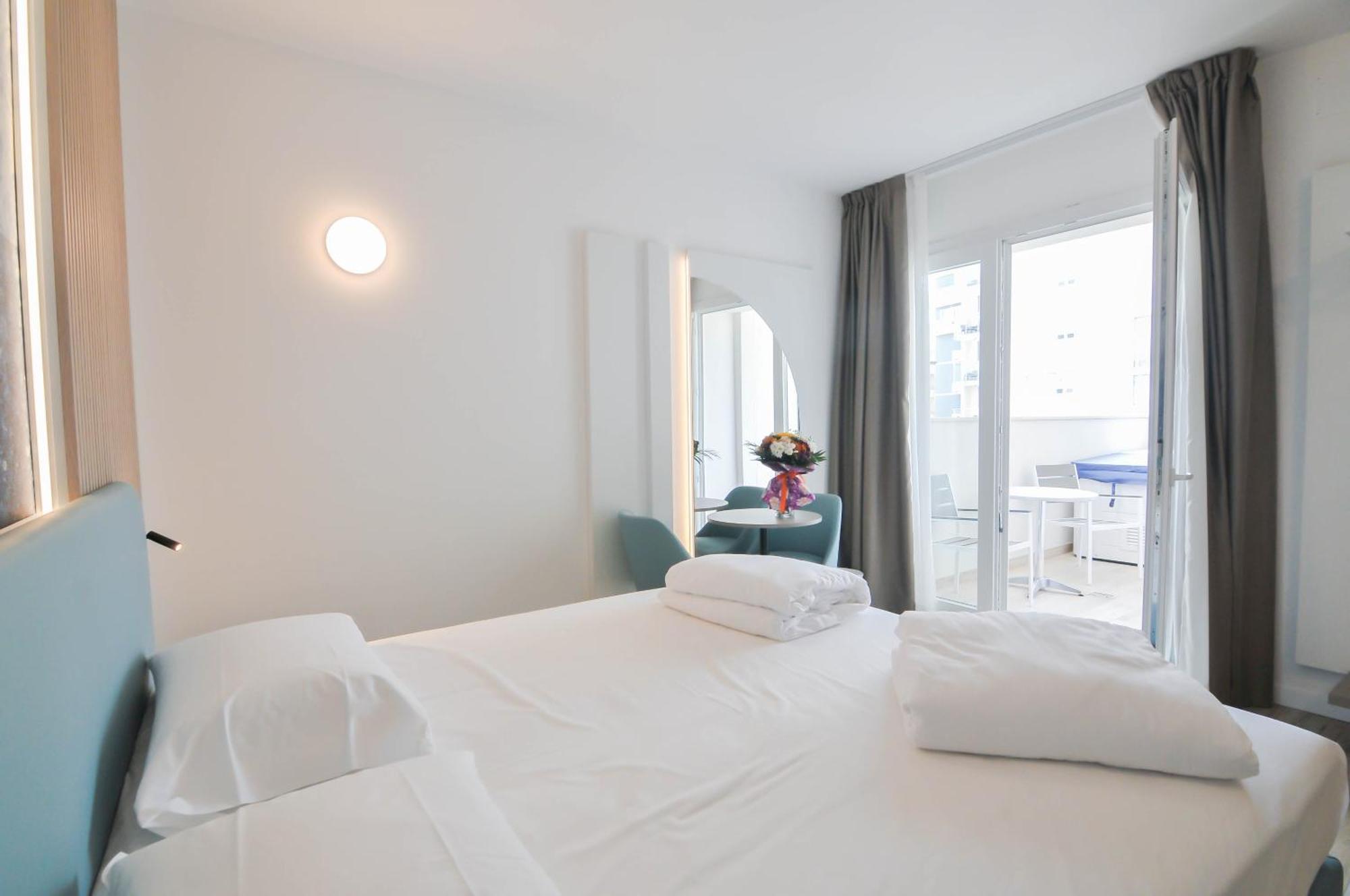 Marina Junior Suite 4 Stelle S Caorle Exterior foto
