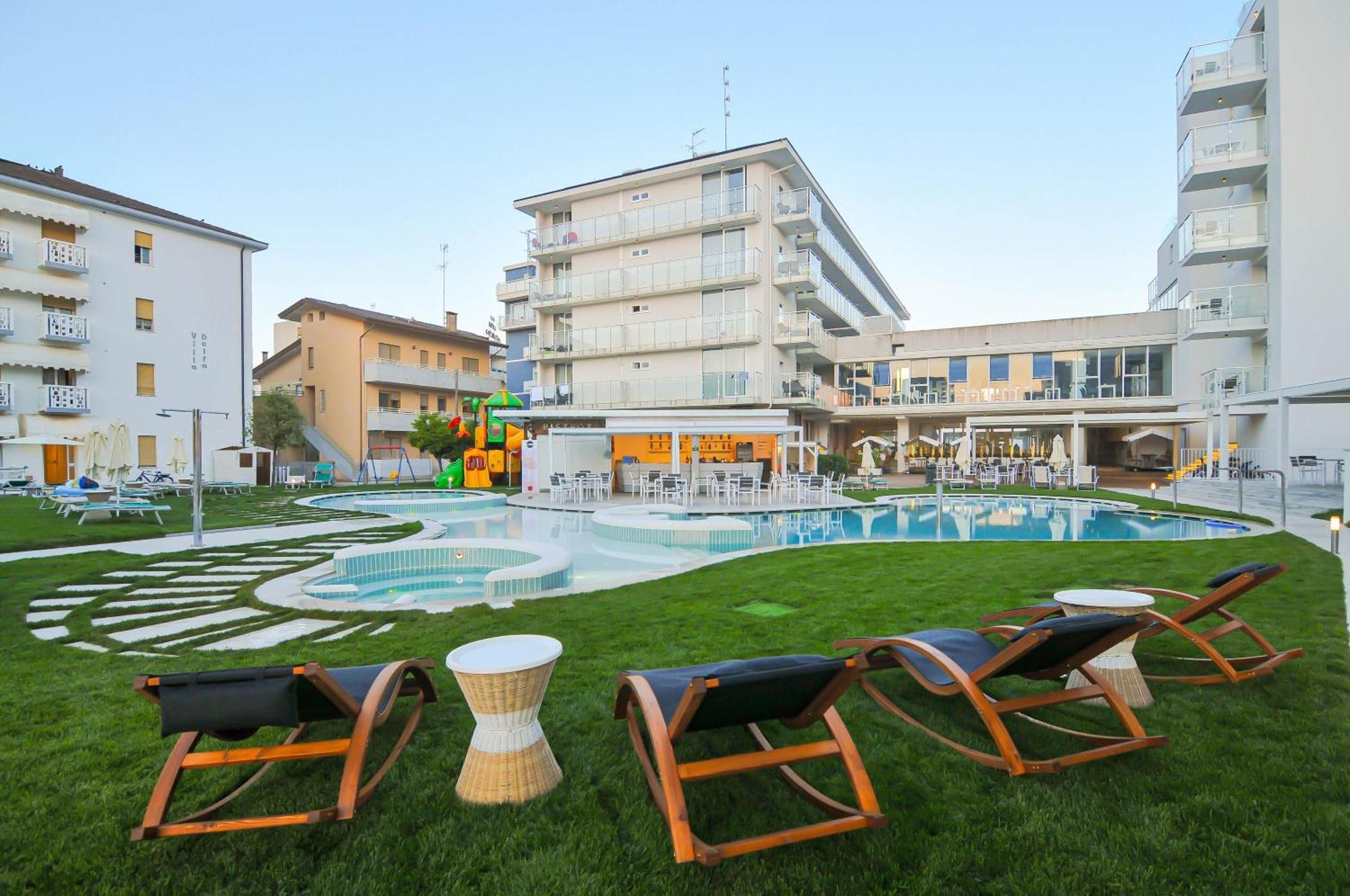 Marina Junior Suite 4 Stelle S Caorle Exterior foto
